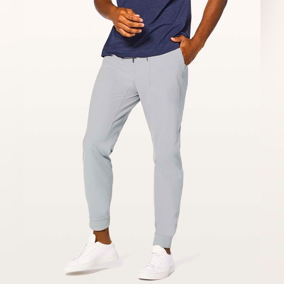 Lululemon Men’s ABC Jogger in Light Grey— Size Small